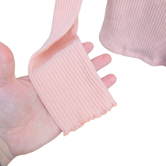 🌟3 For $15 SALE🌟 Abercrombie & Fitch Off Shoulder Cropped Long Sleeve Top - Picture 3 of 6